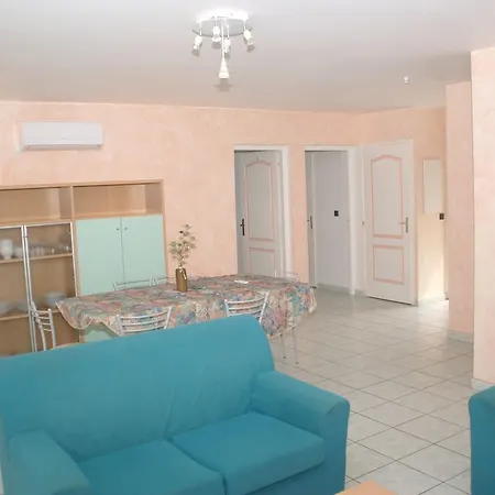 Cosy Cottage In Luc Sur Mer With Private Terrace Algajola (Corsica)