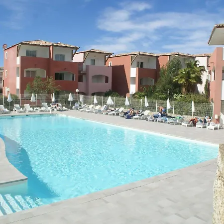 Cosy Cottage In Luc Sur Mer With Private Terrace Villa
