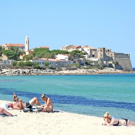 Cosy Cottage In Luc Sur Mer With Private Terrace Villa *